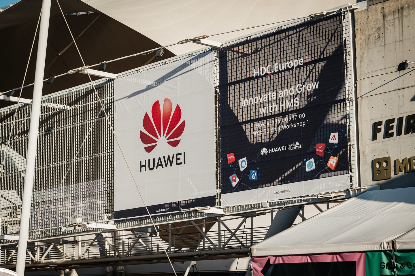 A DeepSeek késlelteti új AI modelljét a Huawei chipek problémái miatt