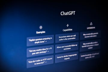 Az OpenAI fontolgatja a reklámok bevezetését a ChatGPT ingyenes verziójába