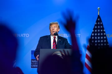 Trump: A szerzői jogdíjak kifizetése akadályozná az amerikai AI fejlődését