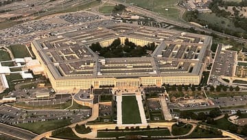 A Pentagon 200 millió dolláros szerződést kötött Musk xAI vállalatával a Grok használatára