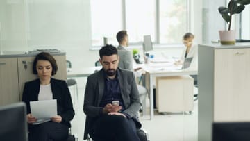 Szűrőprogramok és AI által generált önéletrajzok: az AI hatása a munkaerőpiacra