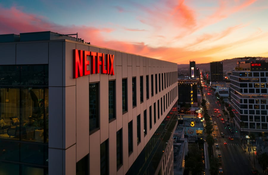 AI-generált reklámok érkeznek a Netflix alapcsomagjába 2026-tól