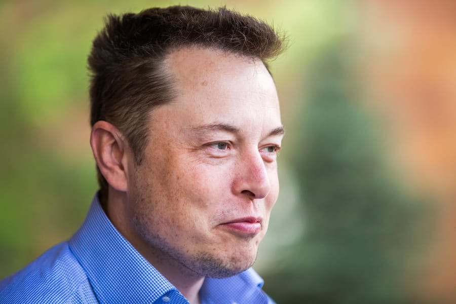 Elon Musk bejelentette a Macrohard nevű, tisztán AI-alapú szoftvercég elindítását a Microsoft riválisaként